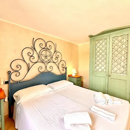 Rebecca's House, Cagliari, Poetto Apartment *